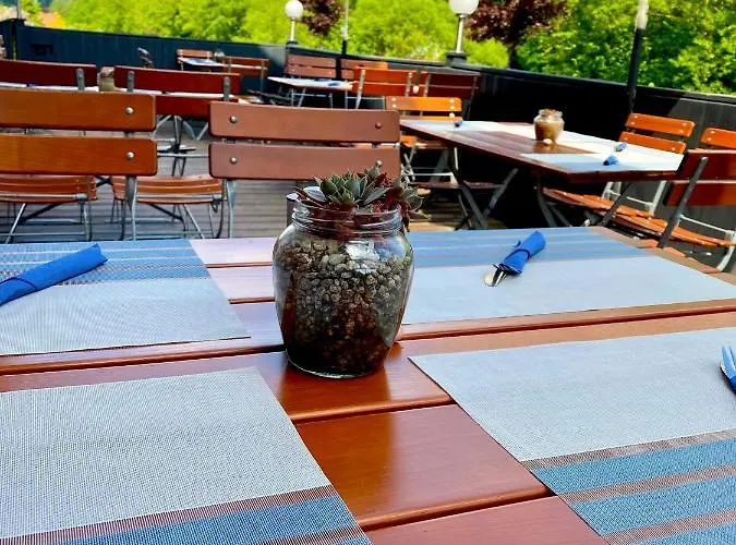 Kornblume Ξενοδοχείο *